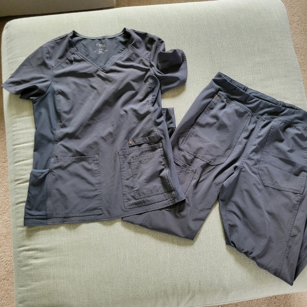 Cherokee Womans Scrubs